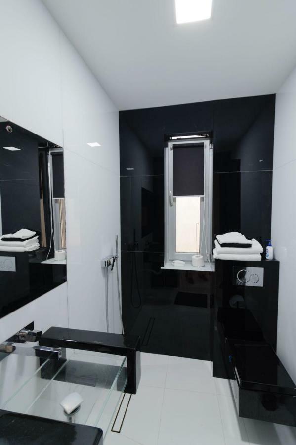 Ezra Luxury Apartments Năvodari Екстериор снимка