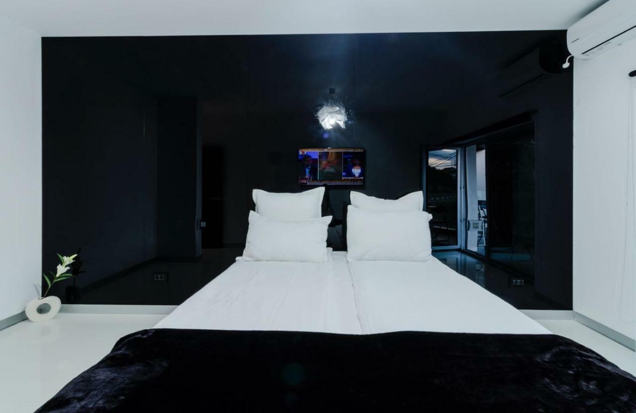 Ezra Luxury Apartments Năvodari Екстериор снимка